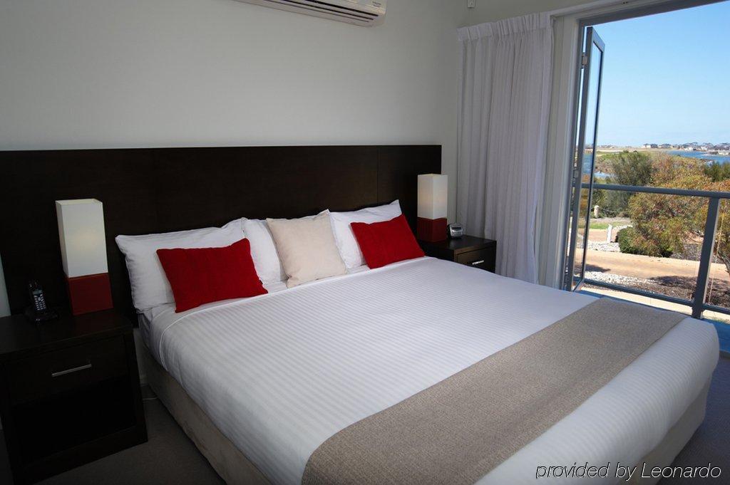 Quest Sanctuary Lakes Point Cook Quarto foto