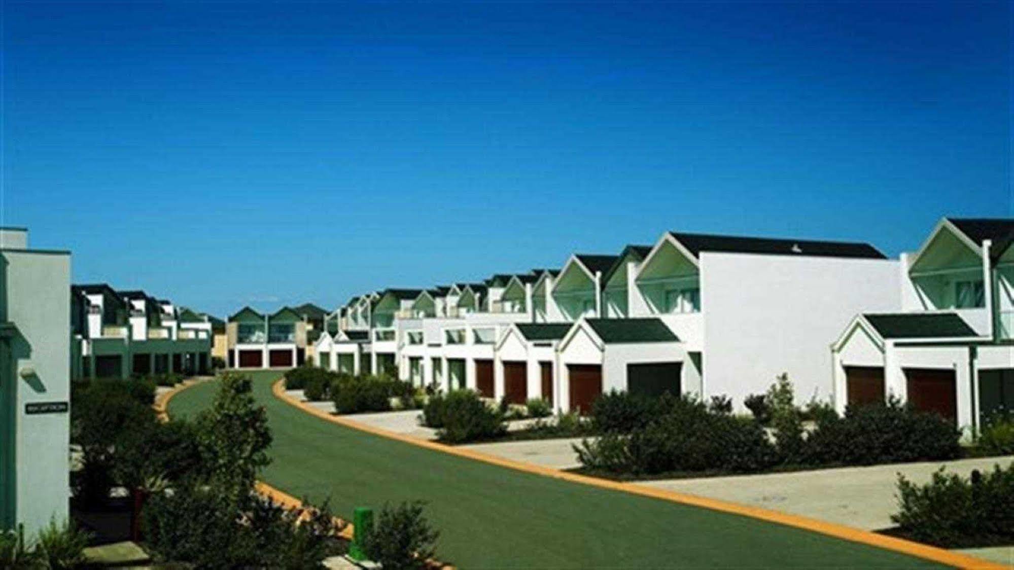 Quest Sanctuary Lakes Point Cook Exterior foto